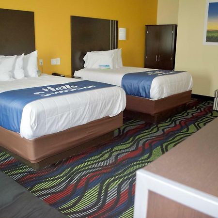 Days Inn & Suites By Wyndham Augusta Near Fort Eisenhower Экстерьер фото