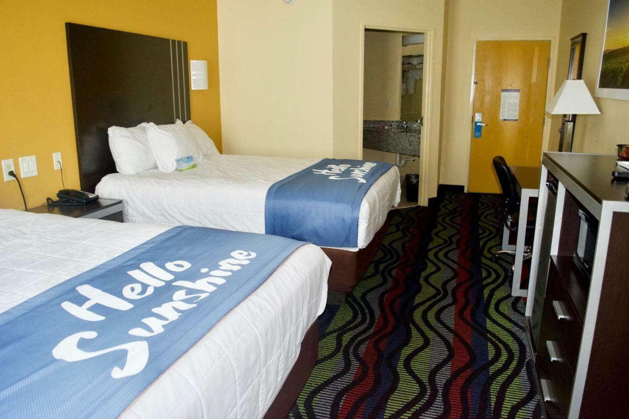 Days Inn & Suites By Wyndham Augusta Near Fort Eisenhower Экстерьер фото